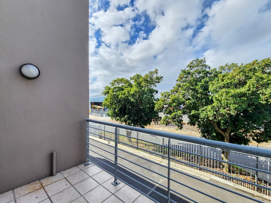 To Let commercial Property for Rent in Montague Gardens Western Cape